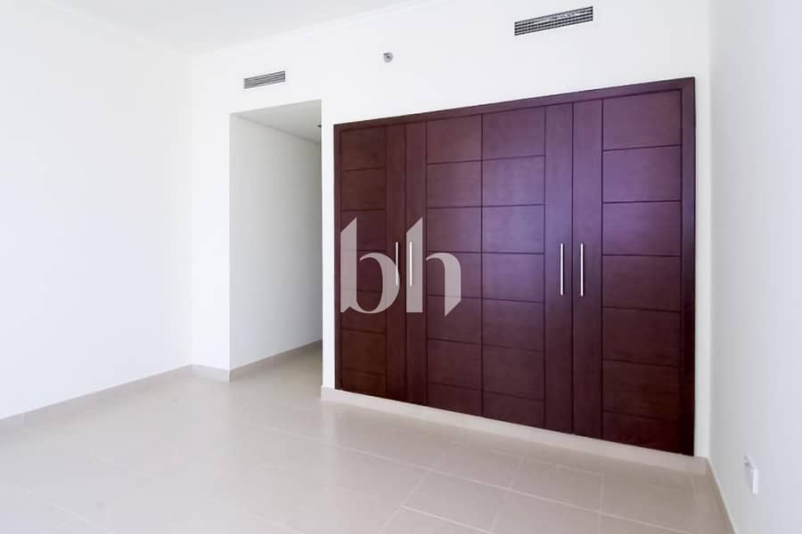 Unfurnished | Spacious Layout | Burj Khalifa View - Image 6