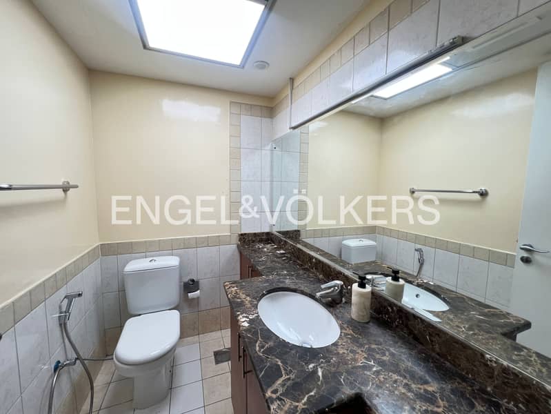 Landscaped Garden | Ready to Move | Spacious - Image 7