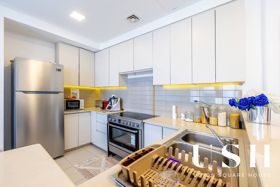 4 BR| SINGLE ROW| ON POOL AND PARK|WELL MAINTAINED - Image 16