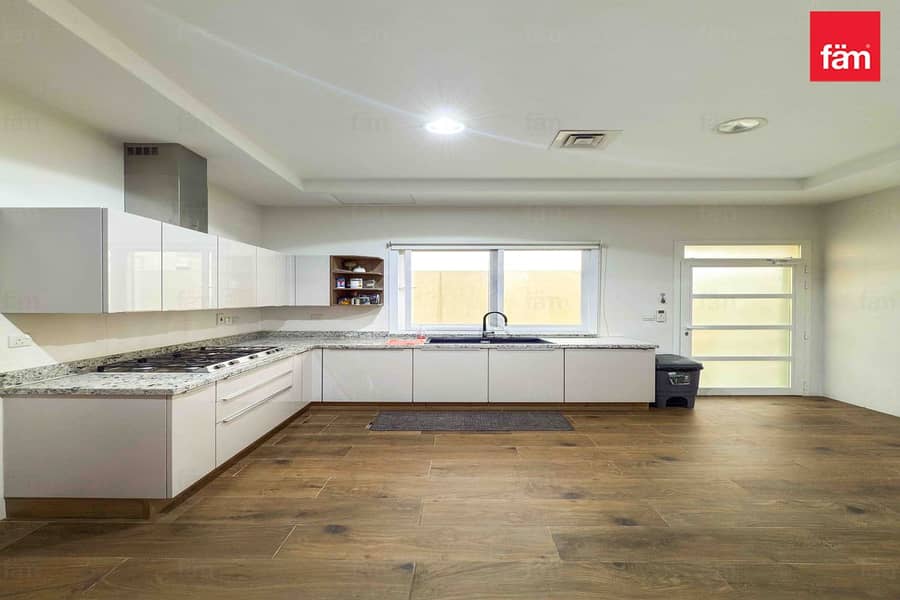 Free Hold | Ready to move | Lowest Price - Image 7