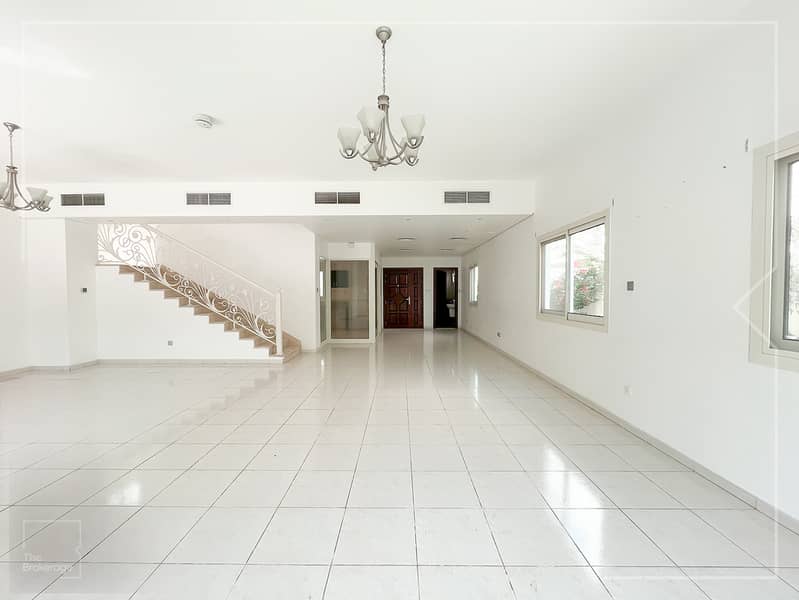 Vacant | Fully Landscaped | Unfurnished - Image 6