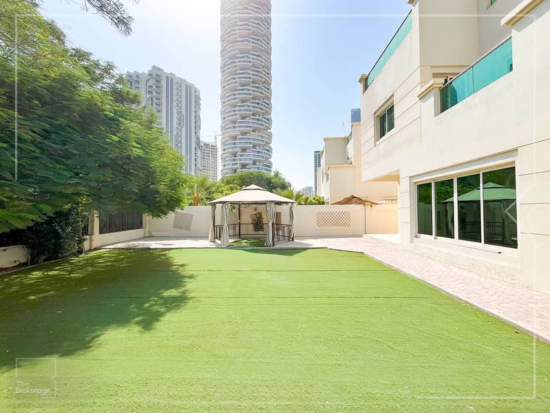 Vacant | Fully Landscaped | Unfurnished - Image 29