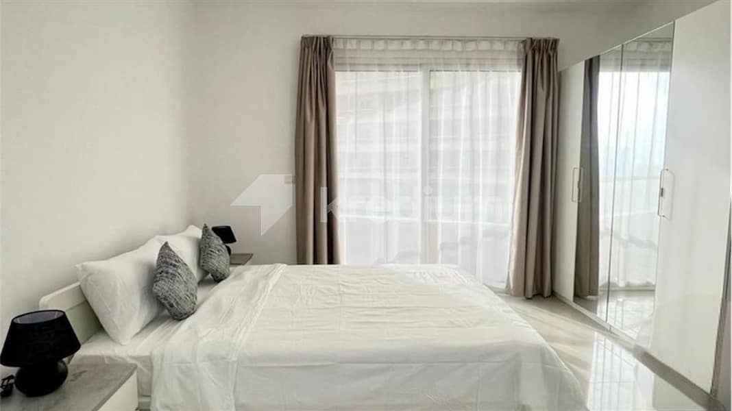 Furnished Studio | Vacant | Well Maintained - Image 6