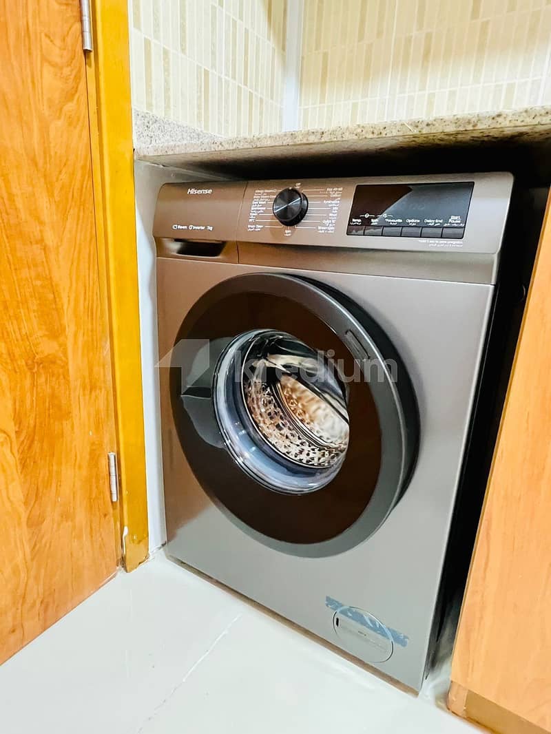 Furnished Studio | Vacant | Well Maintained - Image 9