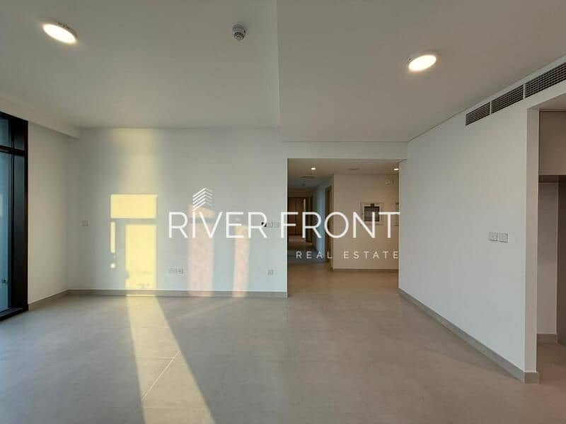 Ready to Move | Higher Floor | Stunning Views - Image 8