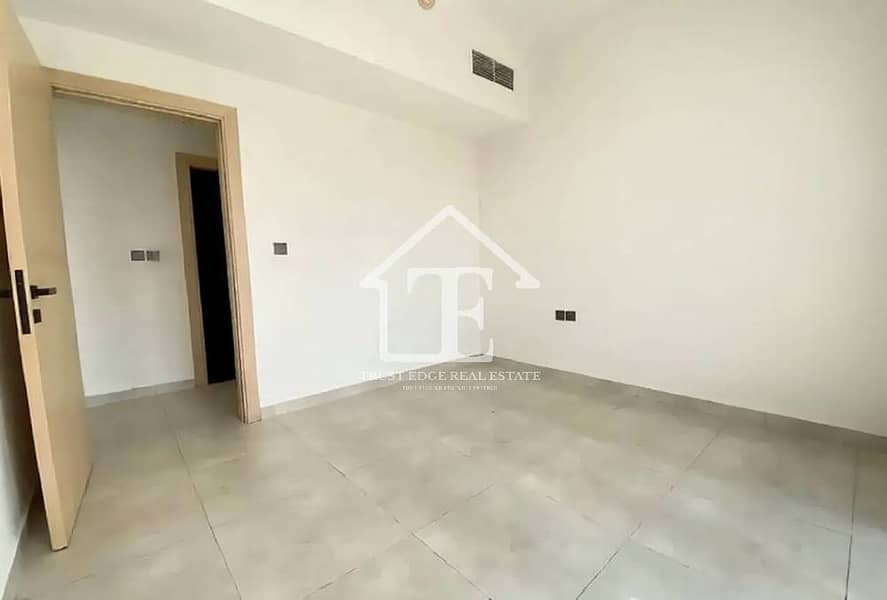 Vacant | Furnished | Prime Location