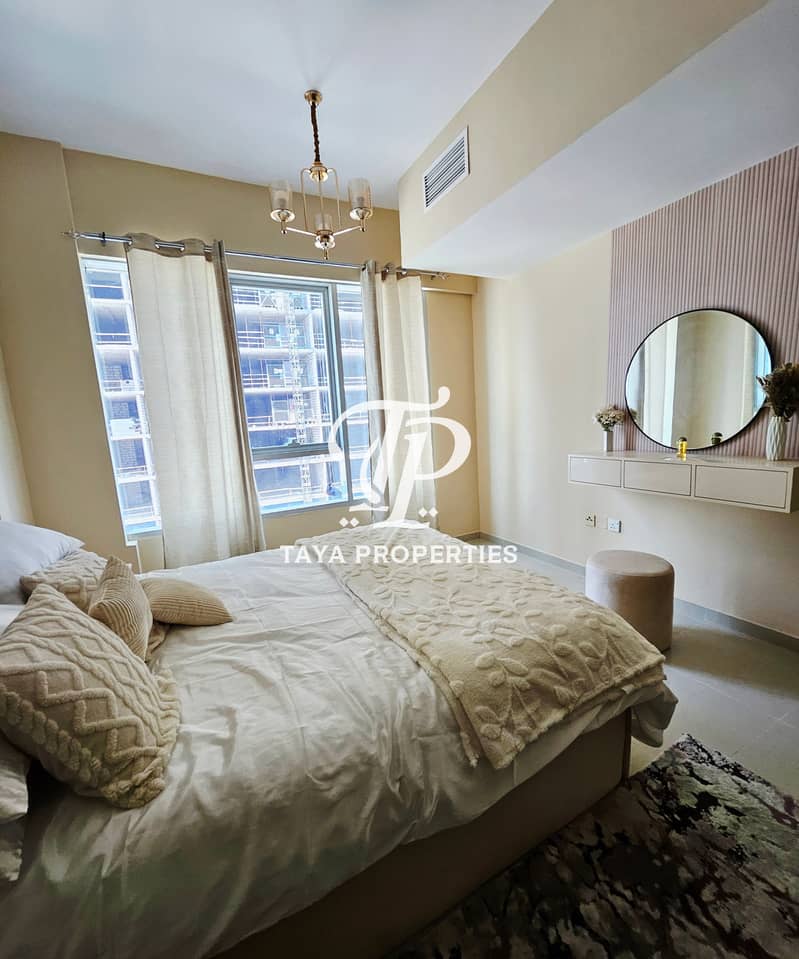 Elegant and Spacious | Fully furnished | Open view