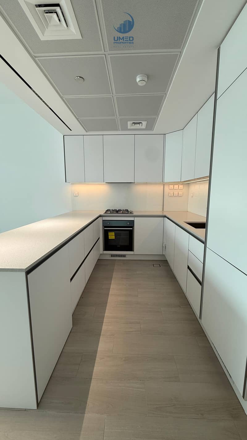 Brand New Unit I Luxury Living | Available from Mid-February