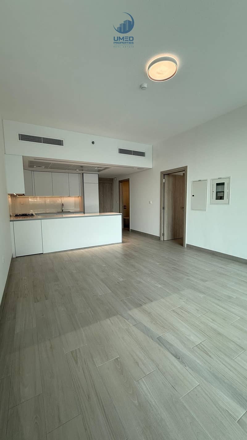 Brand New Unit I Luxury Living | Available from Mid-February