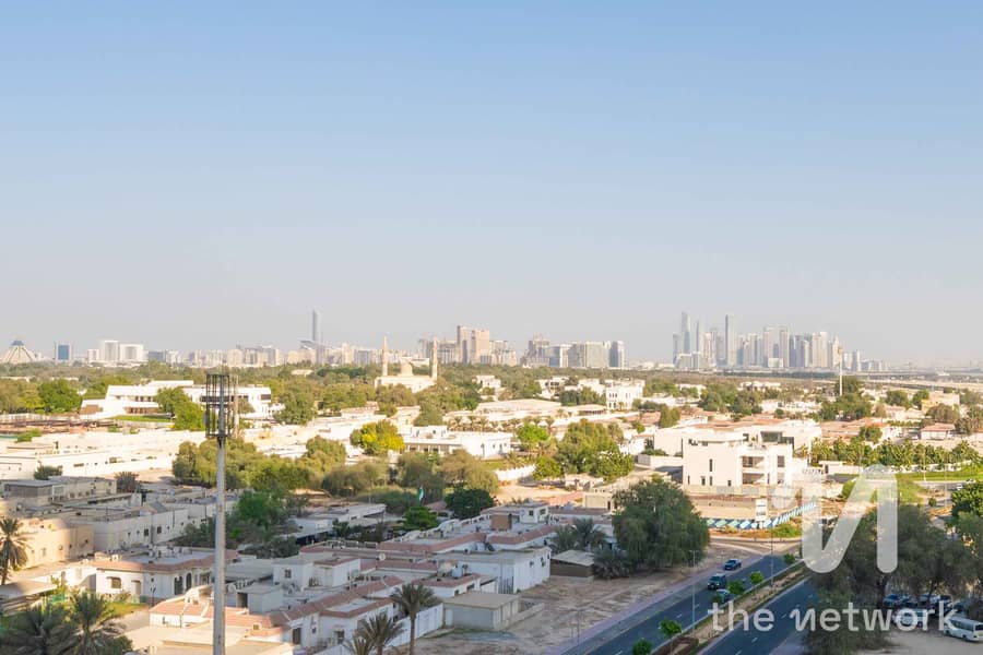 Fully Furnished | Prime Location | Skyline Views - Image 15