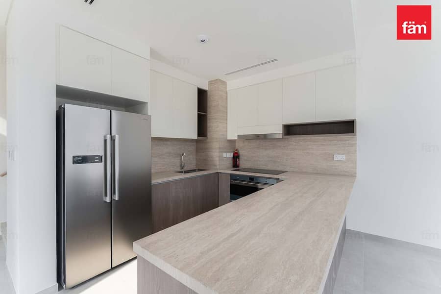 On Green Belt | G+2 | 4 Bedroom + Family Room