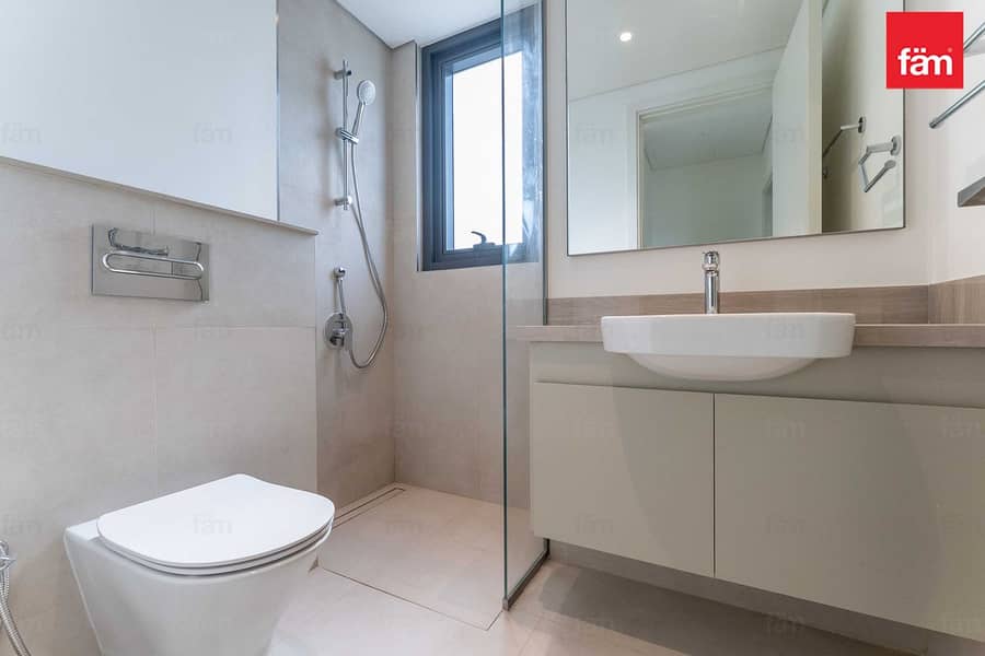 On Green Belt | G+2 | 4 Bedroom + Family Room - Image 14