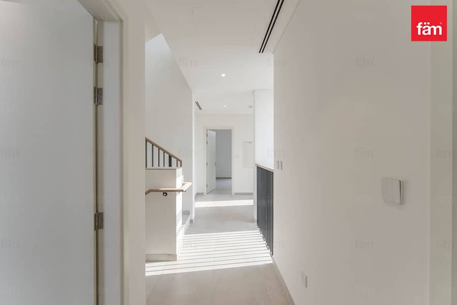 On Green Belt | G+2 | 4 Bedroom + Family Room - Image 15