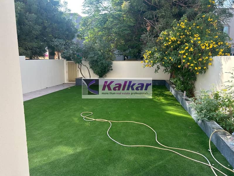 Springs14 -3 Mid| Renovated | Landscaped Garden