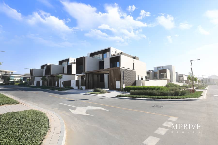 Corner Unit | Brand New | Ready To Move In