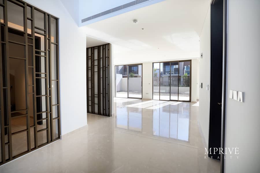 Corner Unit | Brand New | Ready To Move In - Image 8