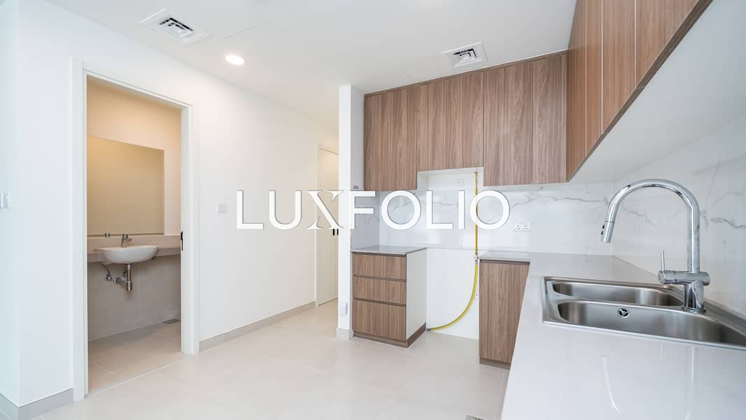 Modern | Family Friendly | Close to Amenities - Image 7