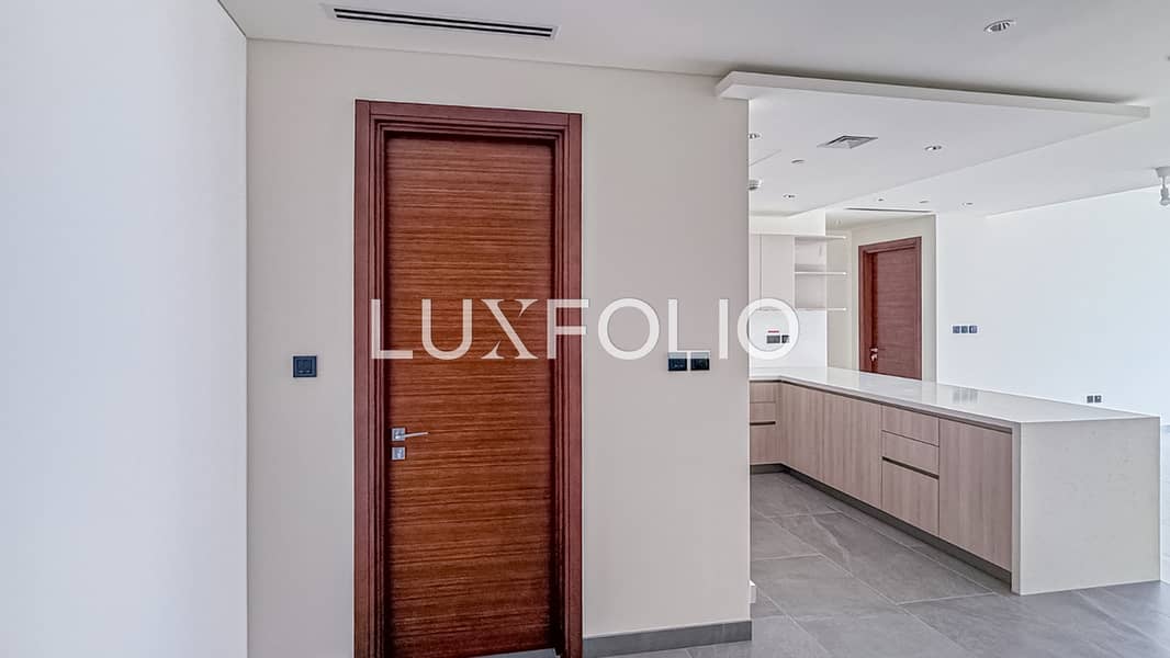 Luxury 2 BR Plus Study | Sleek & Spacious