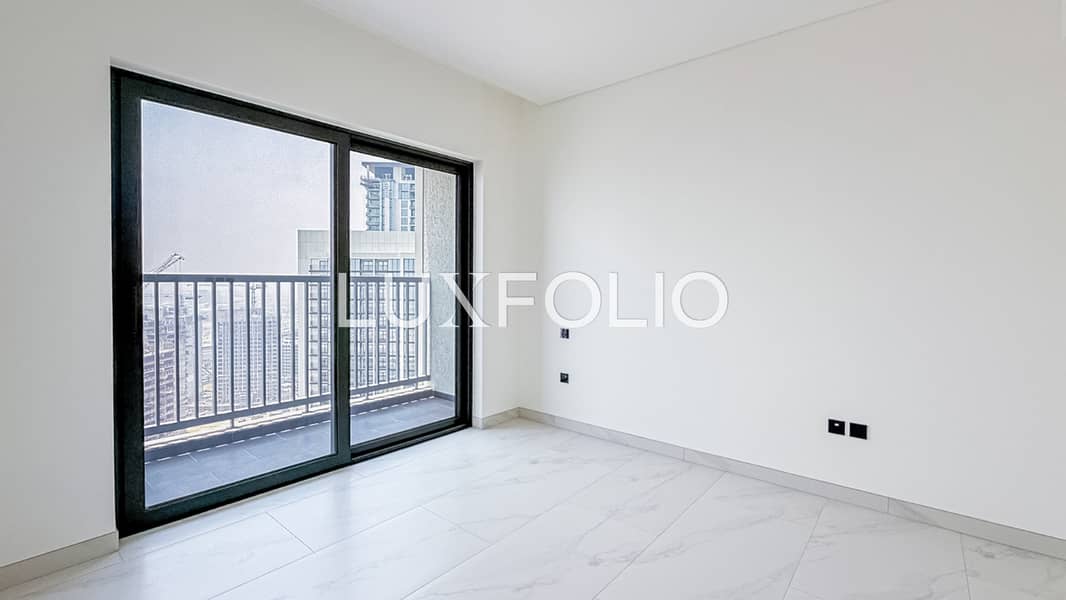 Luxury 2 BR Plus Study | Sleek & Spacious - Image 8