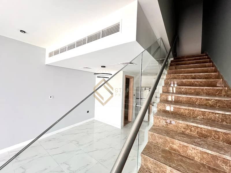 Corner Unit | Prime Location | Vacant next Month - Image 11