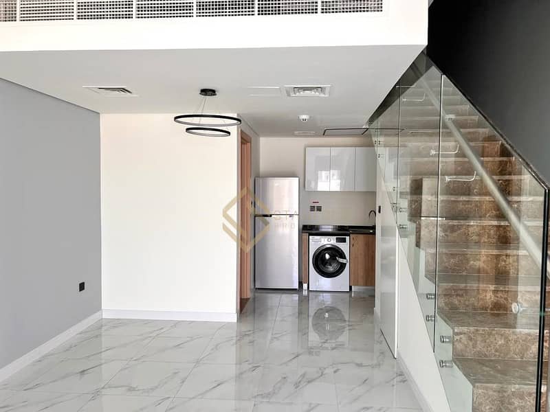 Corner Unit | Prime Location | Vacant next Month - Image 15