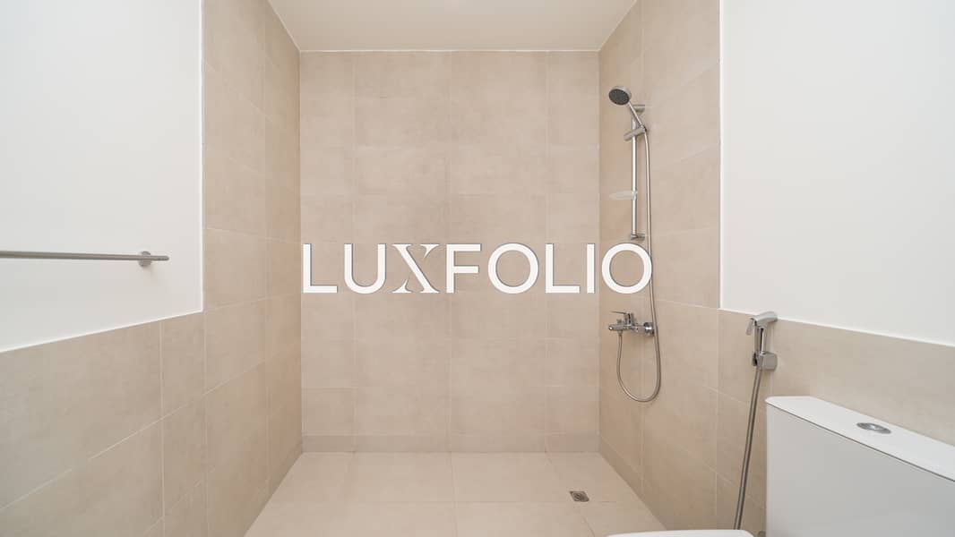 Modern Finish | Spacious | Close to Amenities - Image 25