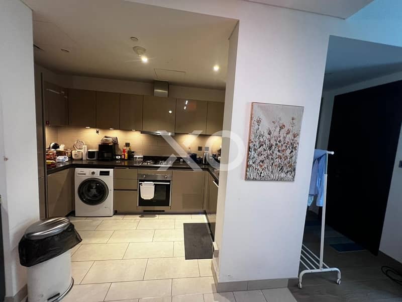 VOT | Spacious Studio | Community view