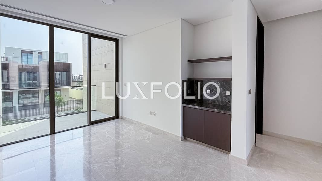 Corner Plot | Burj Khalifa View | Ready To Move - Image 16