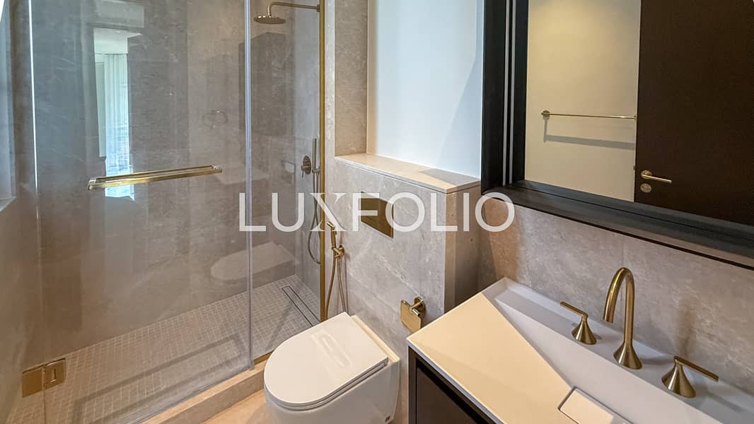 Corner Plot | Burj Khalifa View | Ready To Move - Image 24