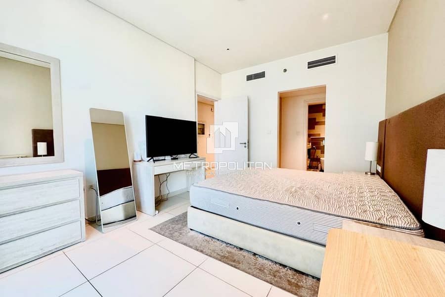 Premium Location | Bright | Furnished| Vacant