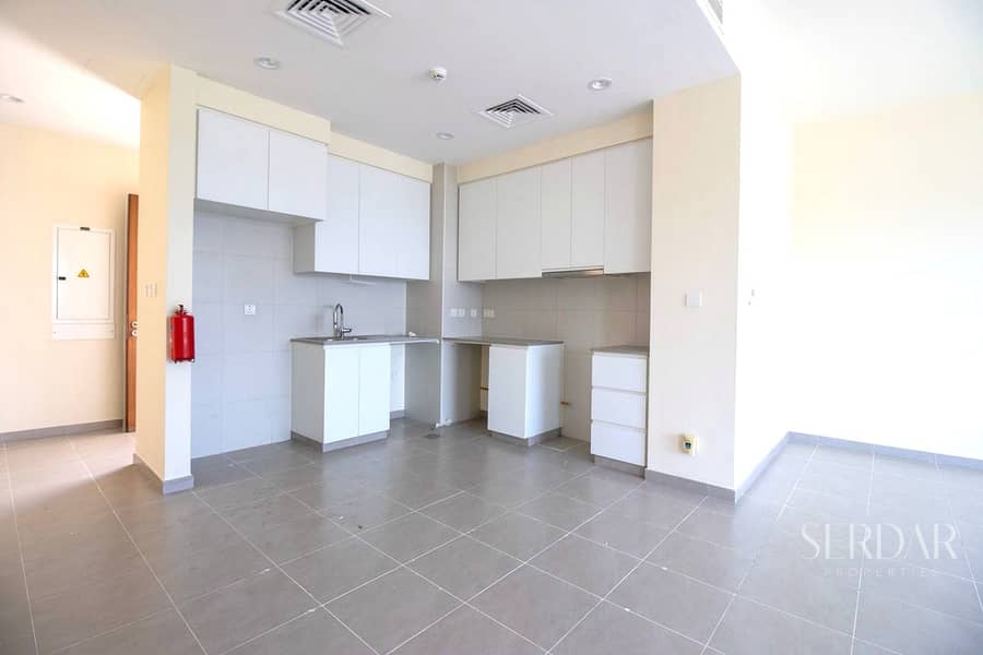 Spacious Townhomes | Single Row | Ready to Move - Image 7