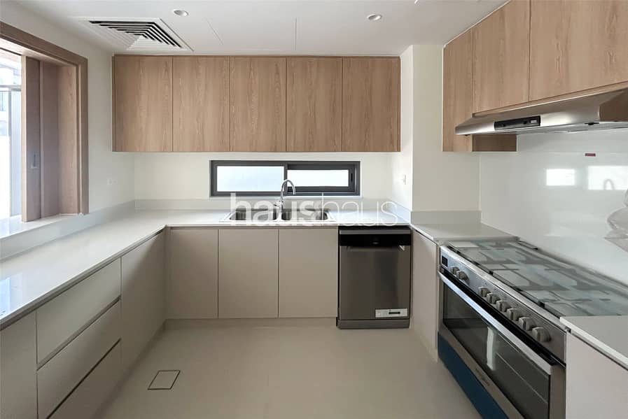 Spacious | Brand New | Ready to Move In