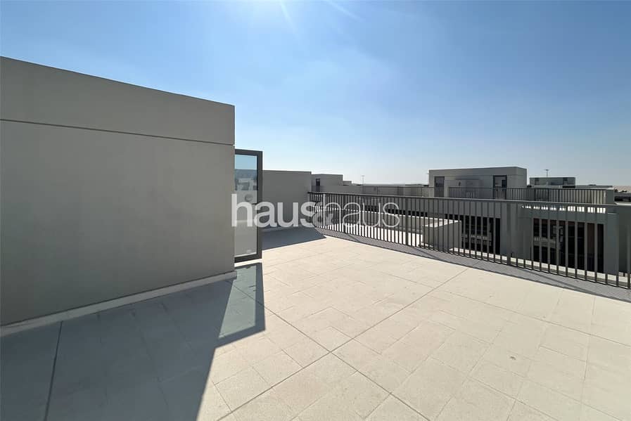 Spacious | Brand New | Ready to Move In - Image 10