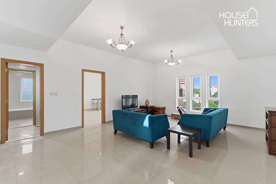 Private pool| Vacant |Well maintained - Image 20