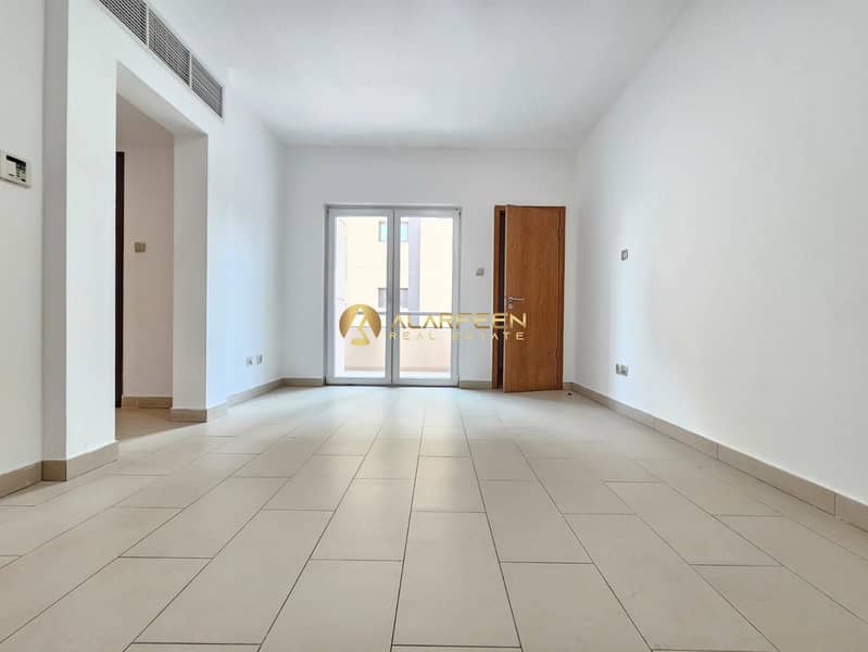 Spacious 4BR+Maid | Community View | Prime Location - Image 14