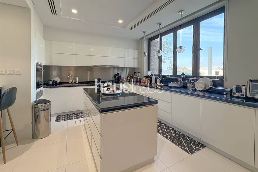 Single - Row | Fully Furnished | 4 Bed + Maids - Image 6