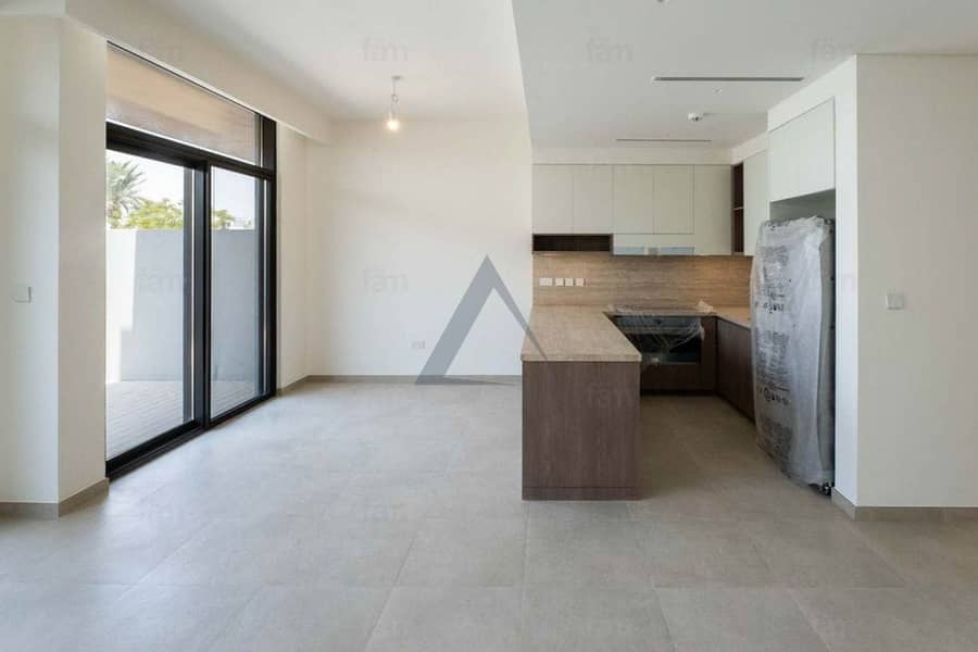 PRIME LOCATION | VACANT | 3BHK + MAIDROOM - Image 7