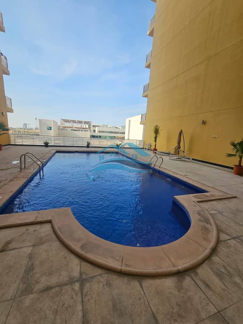 Ready to Move | Luxurious 1BR | Closed Kitchen | Prime Location - Image 15