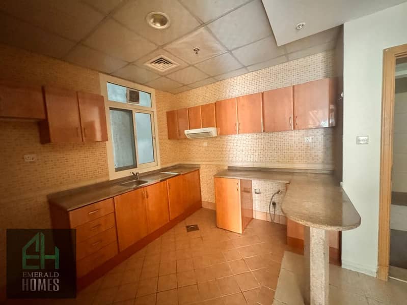 SPACIOUS | 1 BHK FOR SALE | READY TO MOVE IN AXIS BUILDING - Image 7