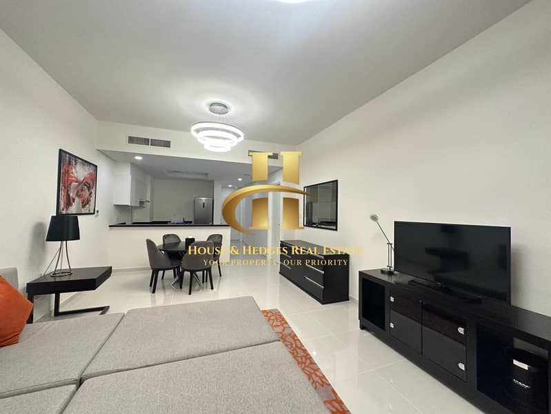 BRIGHT OPTION READY TO MOVE |N NEAT AND CLEAN APARTMENT