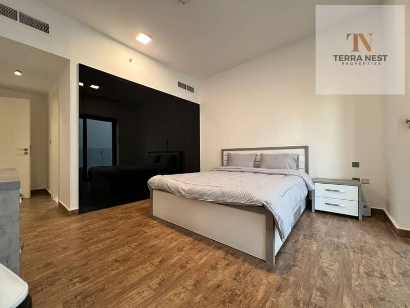 LUXURIOUSLY FURNISHED | POOL VIEW | STORAGE ROOM | BIG BALCONY