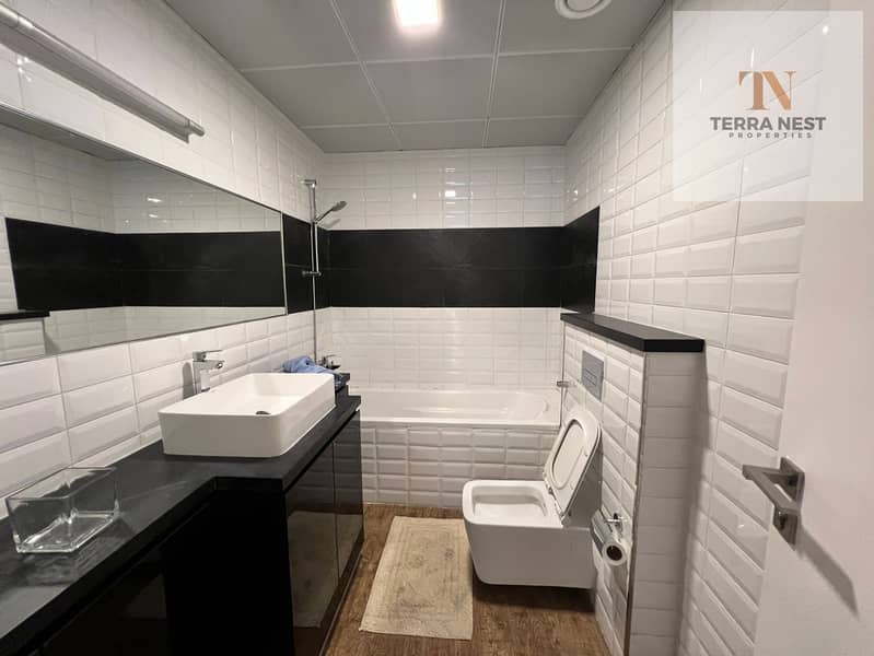 LUXURIOUSLY FURNISHED | POOL VIEW | STORAGE ROOM | BIG BALCONY - Image 8