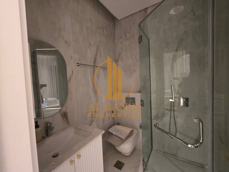 BRAND NEW | SPACIOUS LAYOUT | READY TO MOVE - Image 29