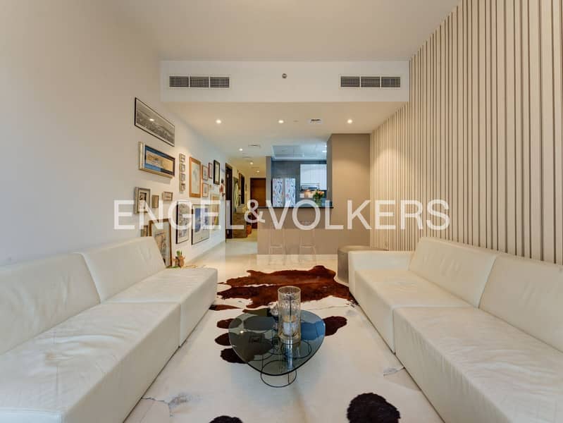 Huge Layout | Cozy Apartment | Pool View