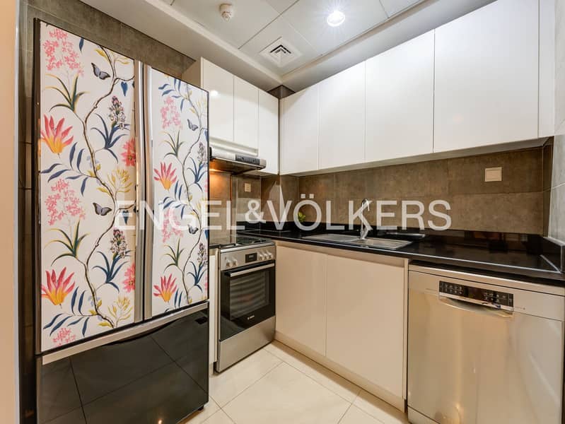 Huge Layout | Cozy Apartment | Pool View - Image 7