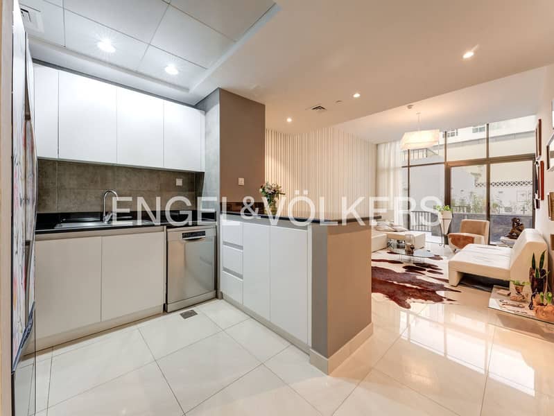 Huge Layout | Cozy Apartment | Pool View - Image 8