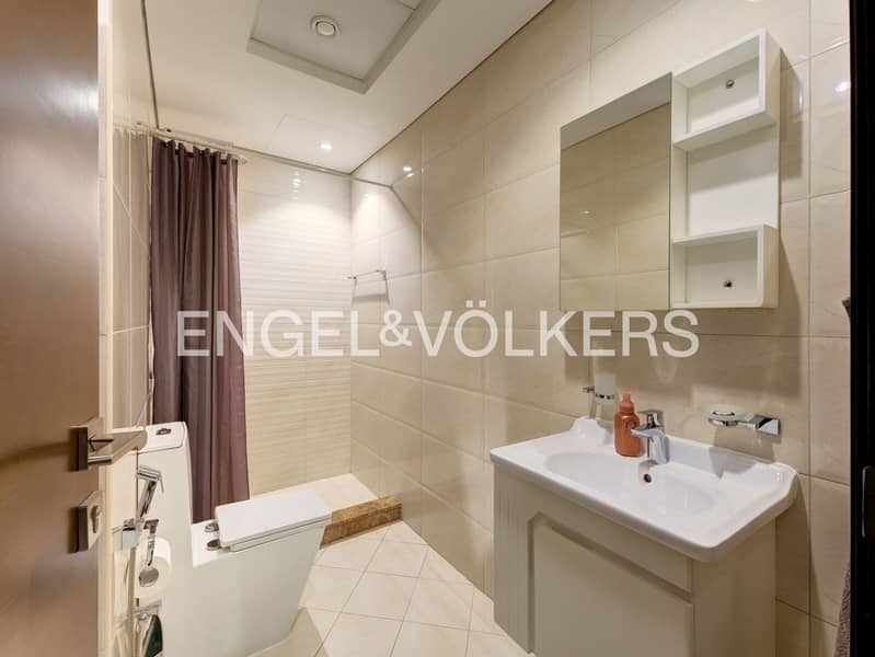 Huge Layout | Cozy Apartment | Pool View - Image 16