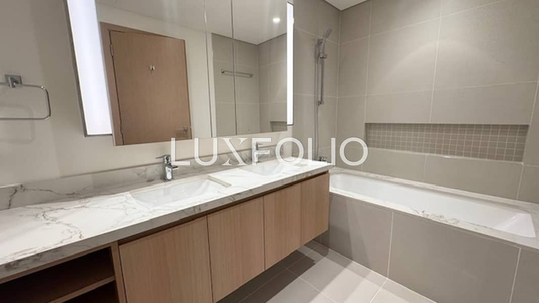 Burj view | Brand new | Chiller free - Image 11