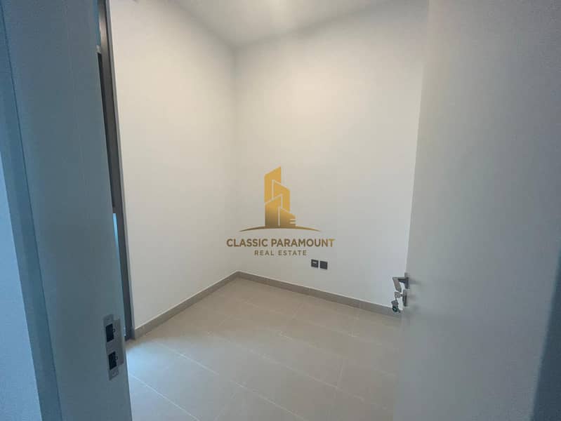 Family-Friendly Gated Community | Prime Location - Image 6