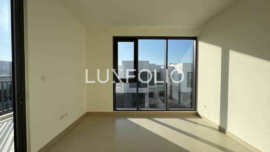 Green Belt | Available Now | Prime Location - Image 8